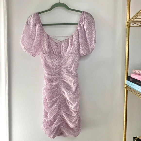 NWT Red Dress Boutique Purple Puff Sleeve Dress w/ Lace Up Open Back - Picture 3 of 16